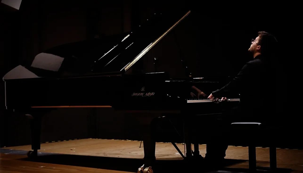 Gianmarco Bianchi on stage